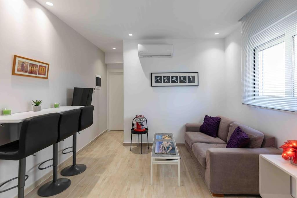 Luxury Cozy Appartment In The City Center Rhodes City Exterior foto