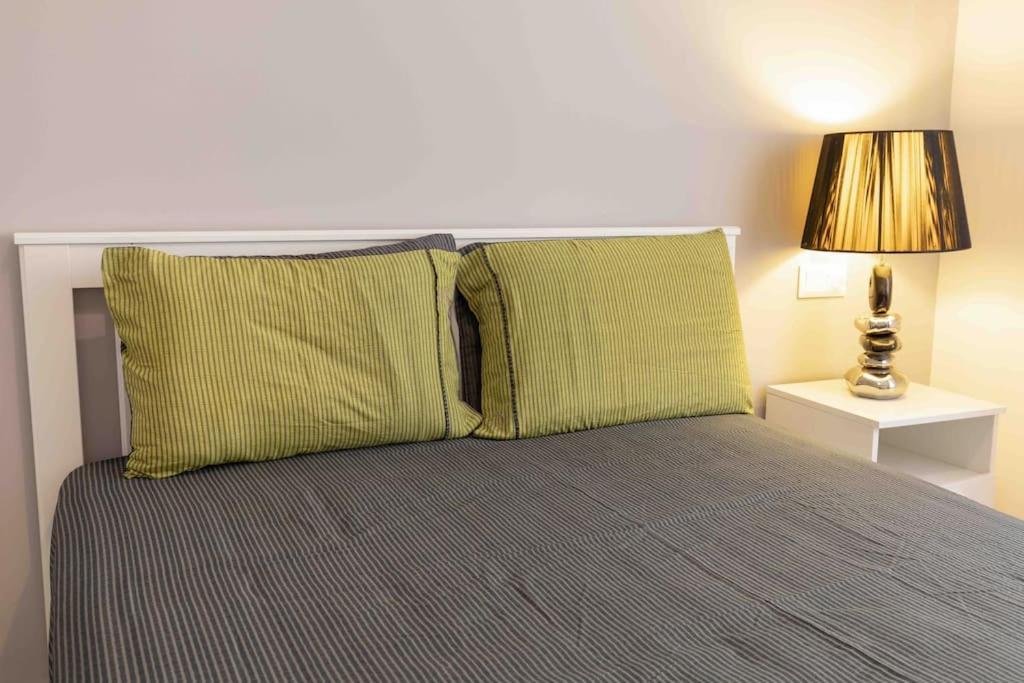 Luxury Cozy Appartment In The City Center Rhodes City Exterior foto