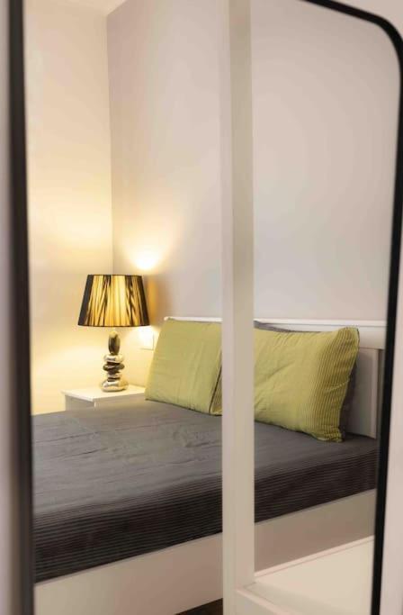 Luxury Cozy Appartment In The City Center Rhodes City Exterior foto