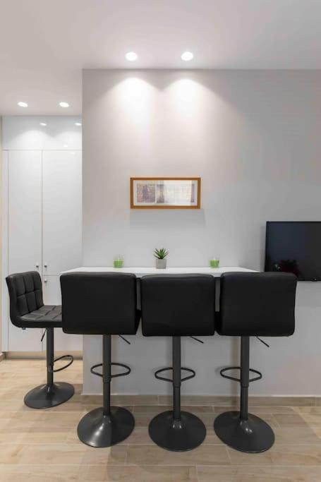 Luxury Cozy Appartment In The City Center Rhodes City Exterior foto
