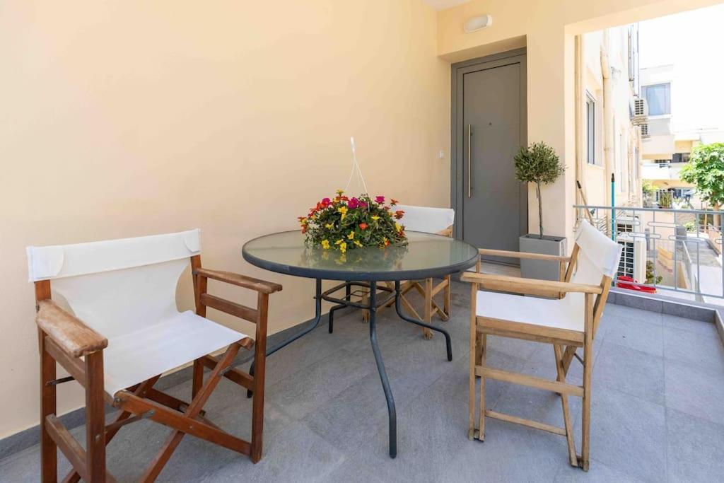 Luxury Cozy Appartment In The City Center Rhodes City Exterior foto