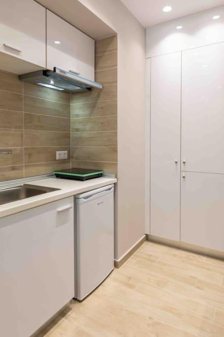 Luxury Cozy Appartment In The City Center Rhodes City Exterior foto